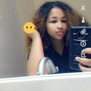 Meet your Posher, Bailie